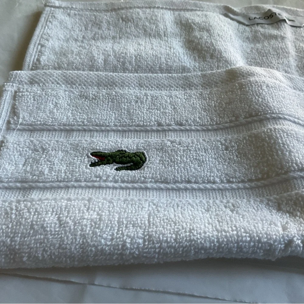 LACOSTE White 2 Hand Wash Towels 100% Cotton-New In Package